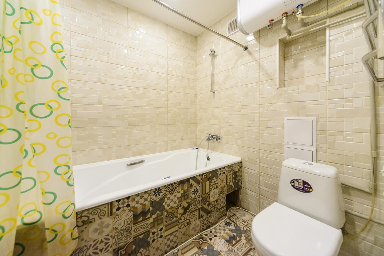 Apartment On Hryhoriia Chuprynky Київ Екстер'єр фото